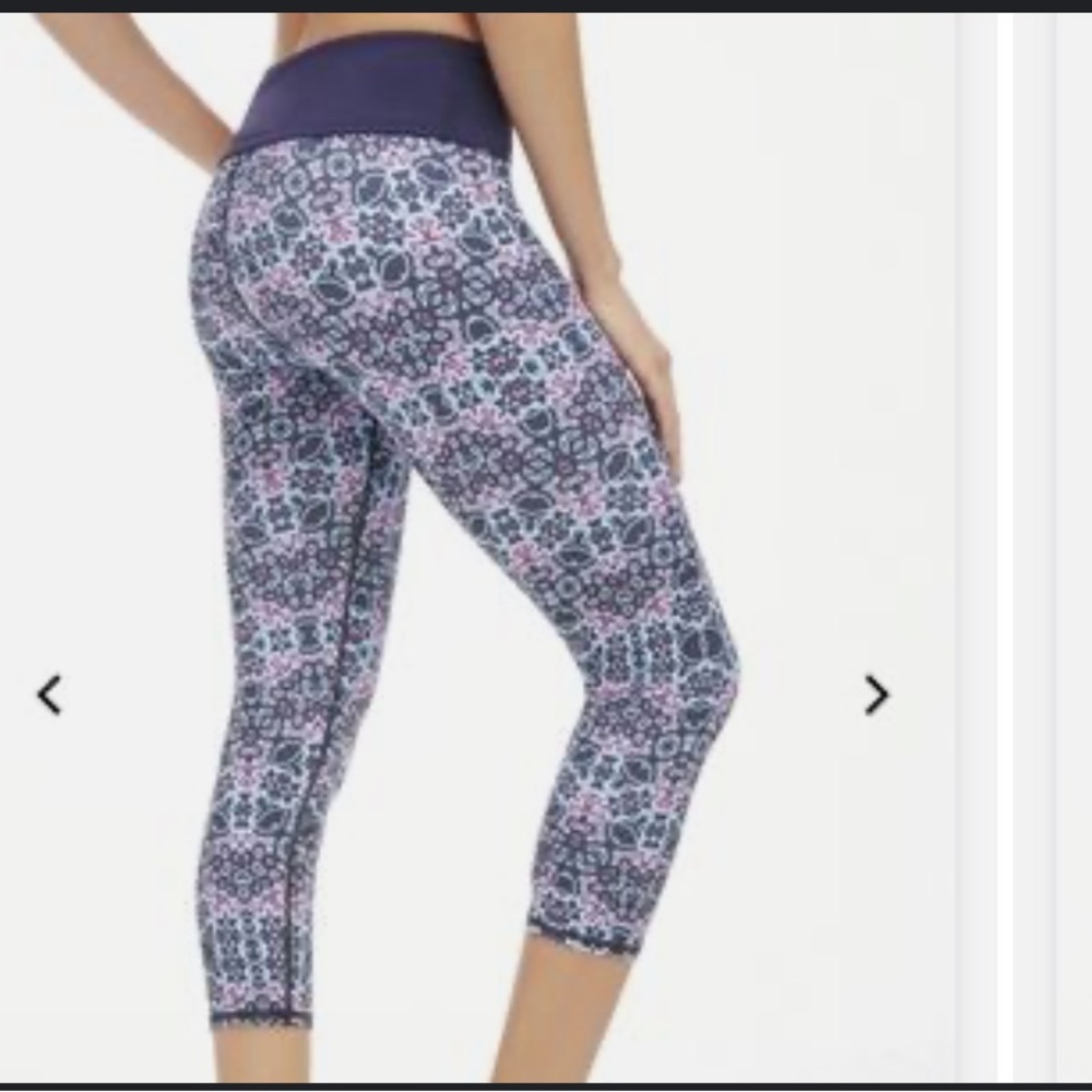 Fabletics foldover printed crop leggings